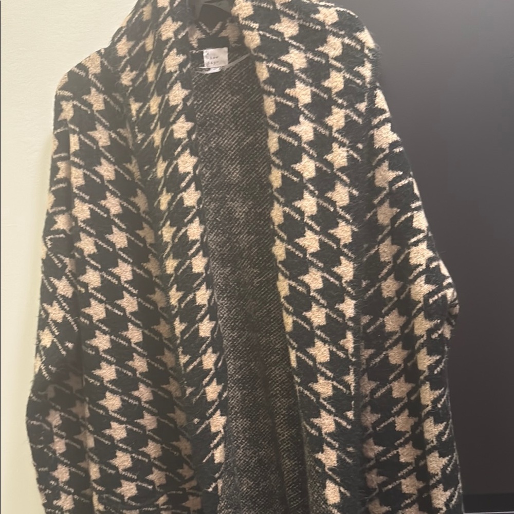 a new day Black and Cream Houndstooth Cardigan/Jacket